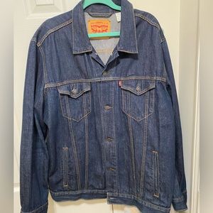 Classic Dark indigo Levi’s Trucker Jacket.